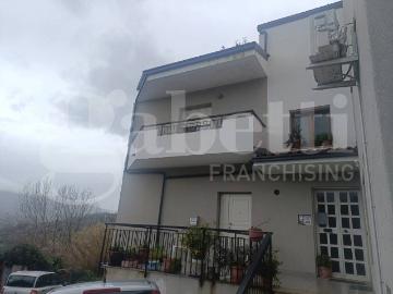 Appartamento in vendita a Squillace CZ
