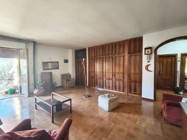 Appartamento in vendita a Tuoro sul Trasimeno PG