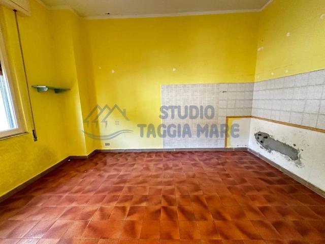 Appartamento in vendita a Taggia IM