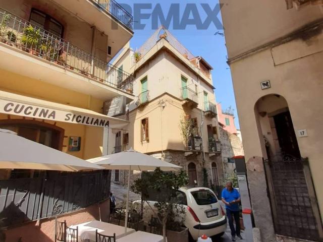 Appartamento in vendita a Taormina ME