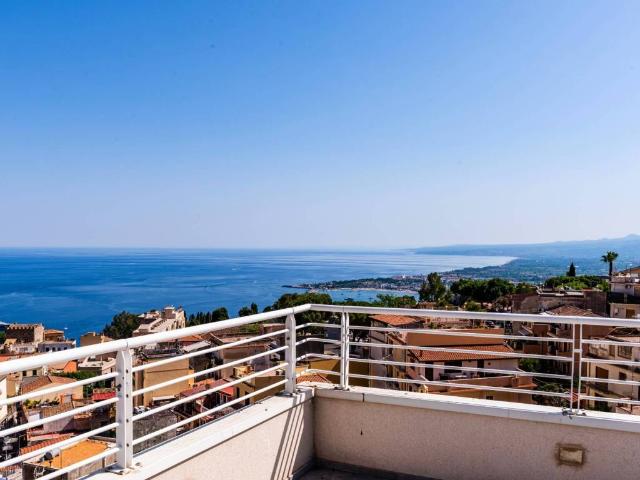 Appartamento in vendita a Taormina ME