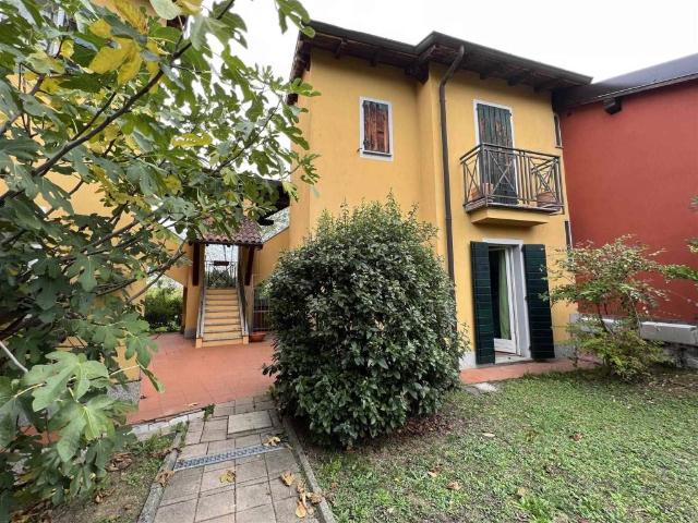 Appartamento in vendita a Tassarolo AL