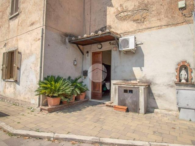 Appartamento in vendita a Tarano RI