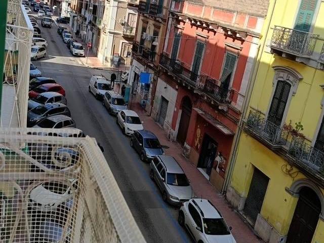 Appartamento in vendita a Taranto TA