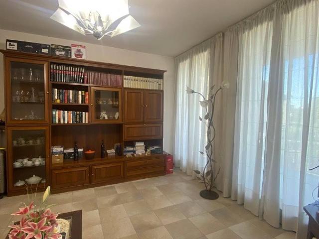Appartamento in vendita a Tavazzano con Villavesco LO