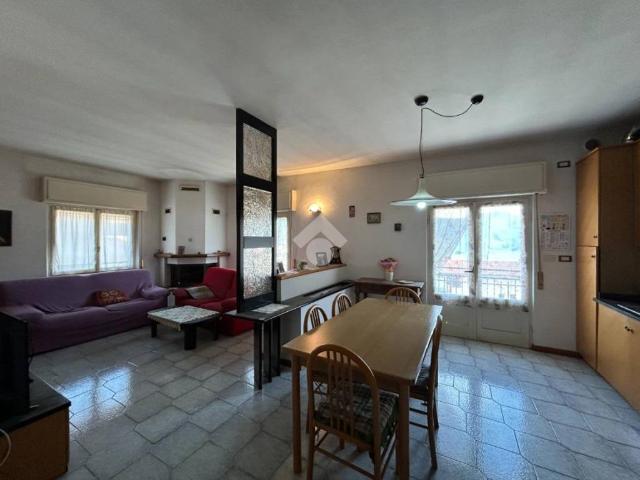 Appartamento in vendita a Tavernola Bergamasca BG