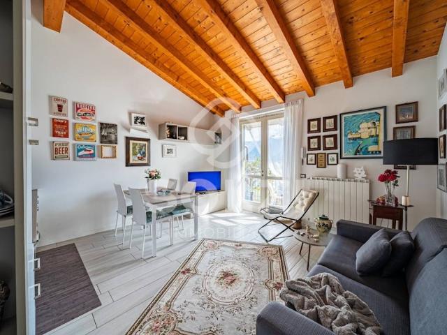 Appartamento in vendita a Tavernola Bergamasca BG