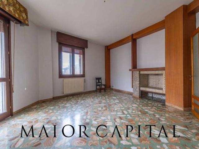 Appartamento in vendita a Tempio Pausania OT