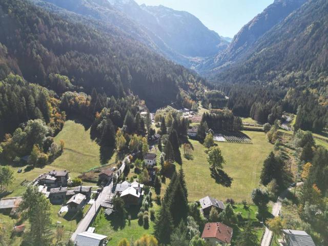 Appartamento in vendita a Temù BS