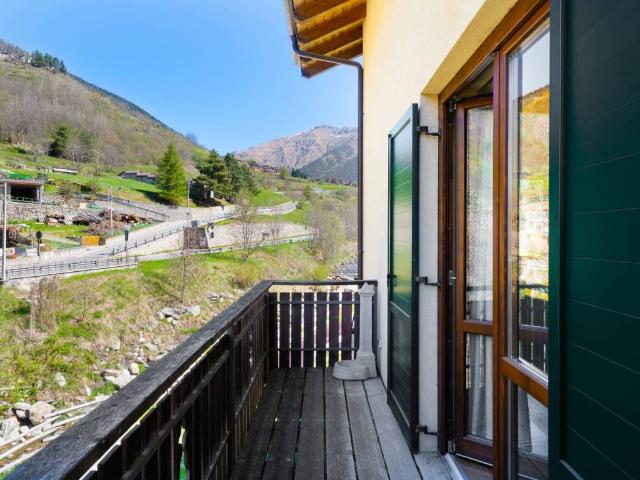 Appartamento in vendita a Temù BS