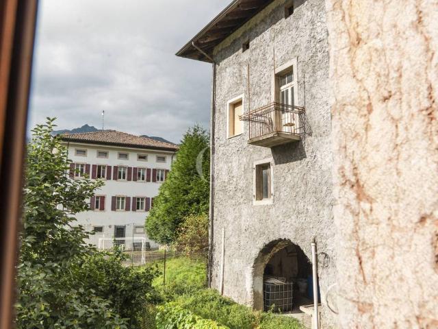 Appartamento in vendita a Tenno TN