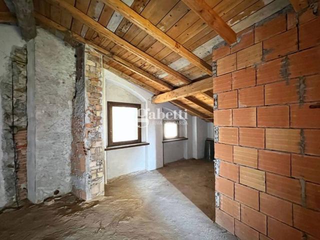 Appartamento in vendita a Tenno TN