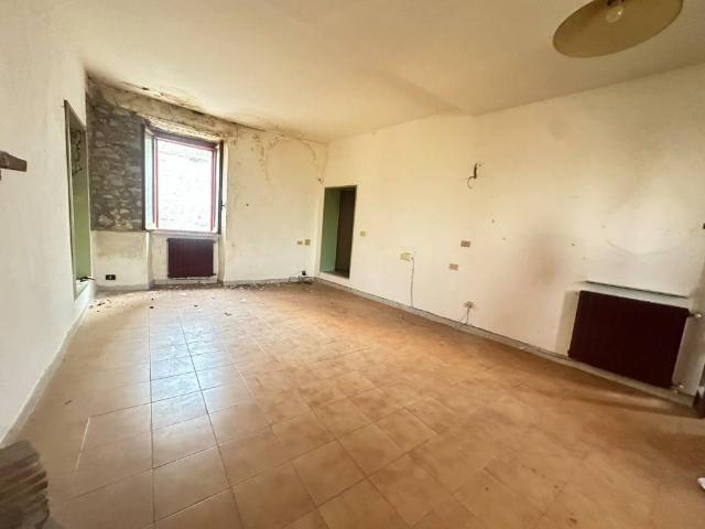 Appartamento in vendita a Terni TR