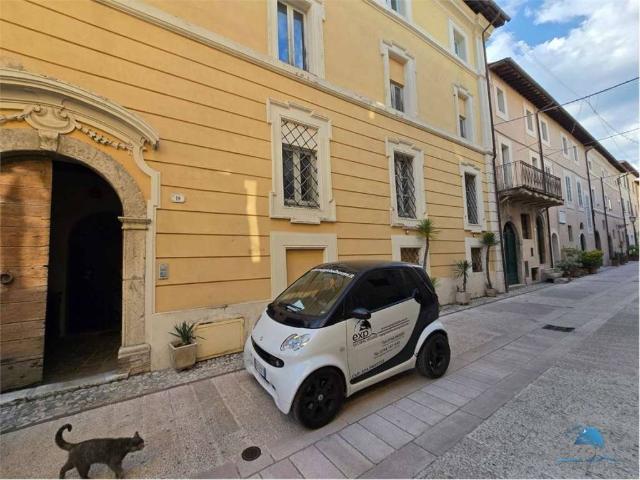 Appartamento in vendita a Terni TR