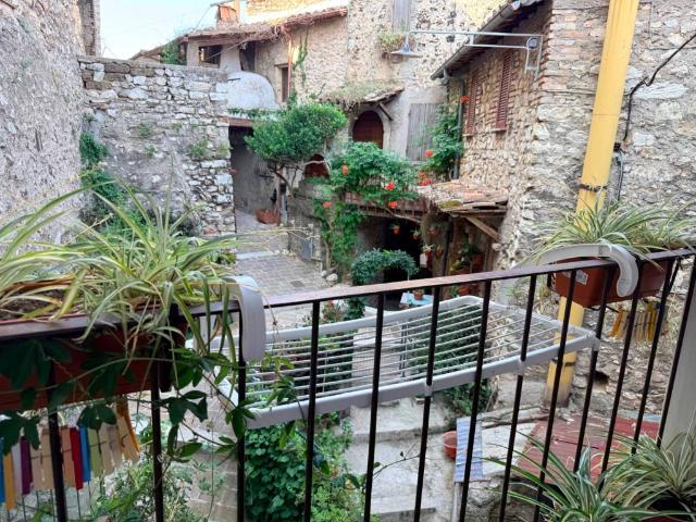 Appartamento in vendita a Terni TR