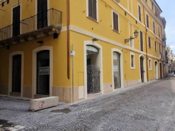 Appartamento in vendita a Teramo TE
