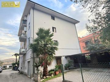 Appartamento in vendita a Teramo TE