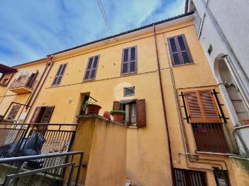 Appartamento in vendita a Teramo TE