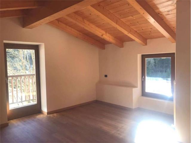 Appartamento in vendita a Terragnolo TN