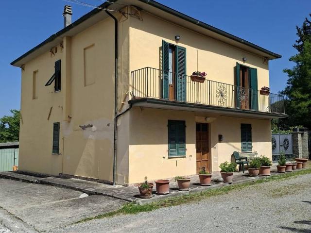 Appartamento in vendita a Terricciola PI