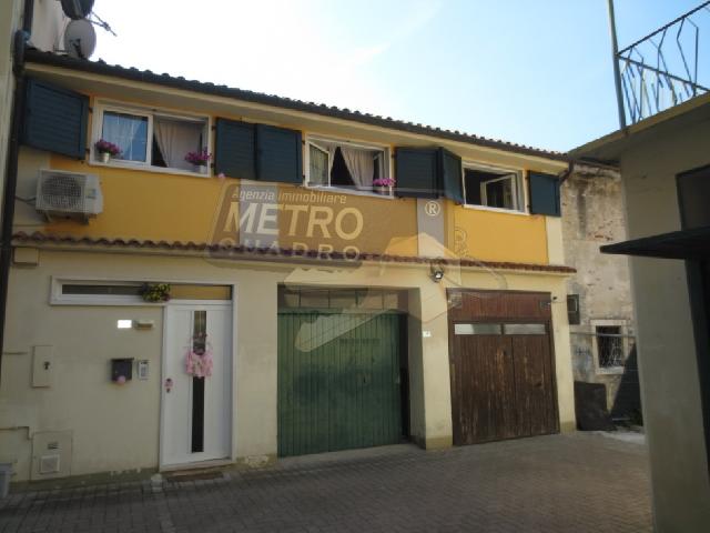 APPARTAMENTO in VENDITA a THIENE CENTRO di 4 vani
