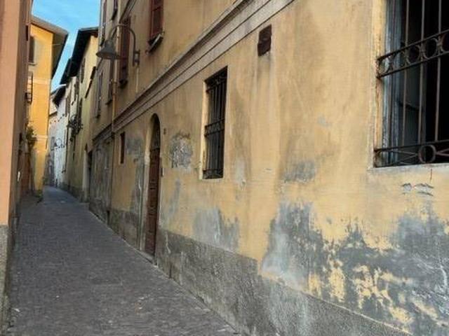 Appartamento in vendita a Tirano SO