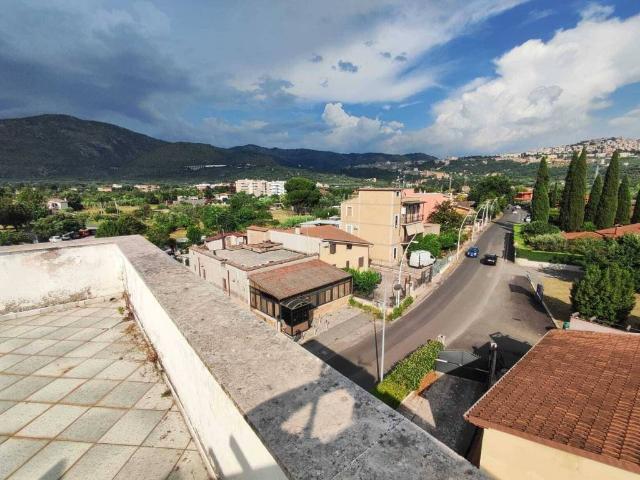 Appartamento in vendita a Tivoli RM