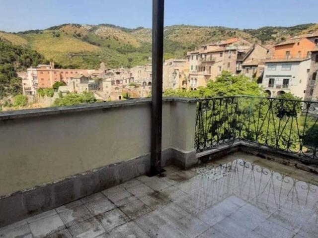 Appartamento in vendita a Tivoli RM