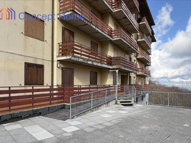 Appartamento in vendita a Tizzano Val Parma PR