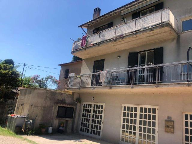 Appartamento in vendita a Todi