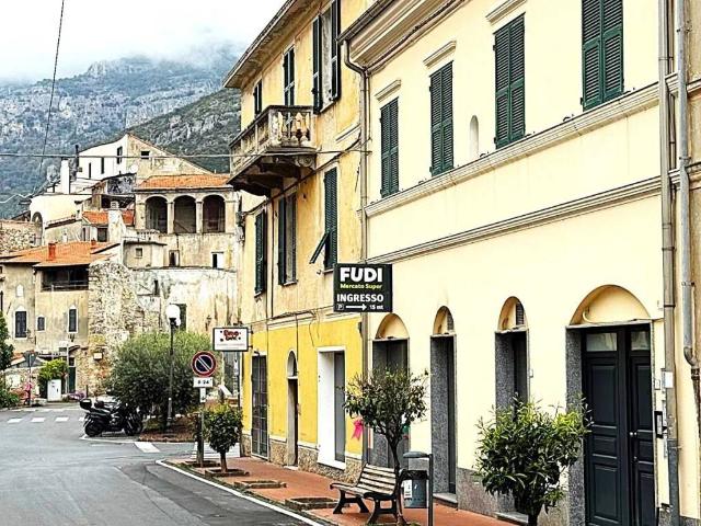 Appartamento in vendita a Toirano SV