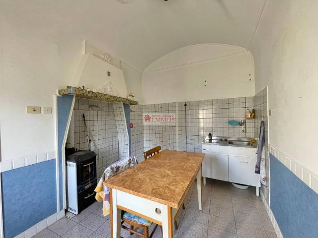 Appartamento in vendita a Tolfa RM
