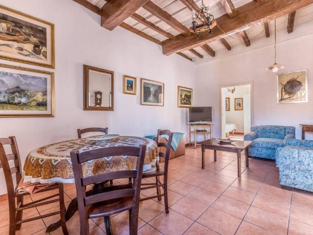 Appartamento in vendita a Tolfa RM