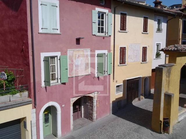 Appartamento in vendita a Toscolano Maderno BS