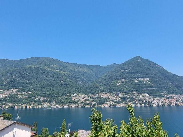 Appartamento in vendita a Torno CO