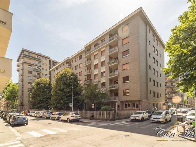 Appartamento in vendita a Torino TO