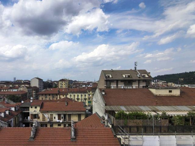 Appartamento in vendita a Torino TO