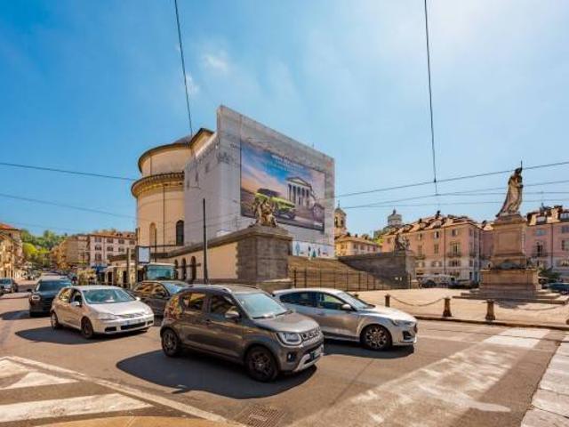 Appartamento in vendita a Torino TO