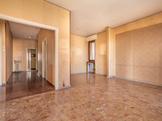 Appartamento in vendita a Torino TO