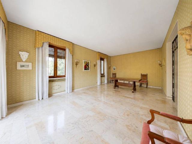 Appartamento in vendita a Torino TO