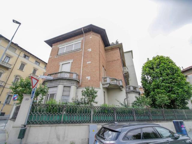 Appartamento in vendita a Torino TO