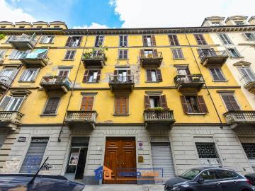 Appartamento in vendita a Torino TO