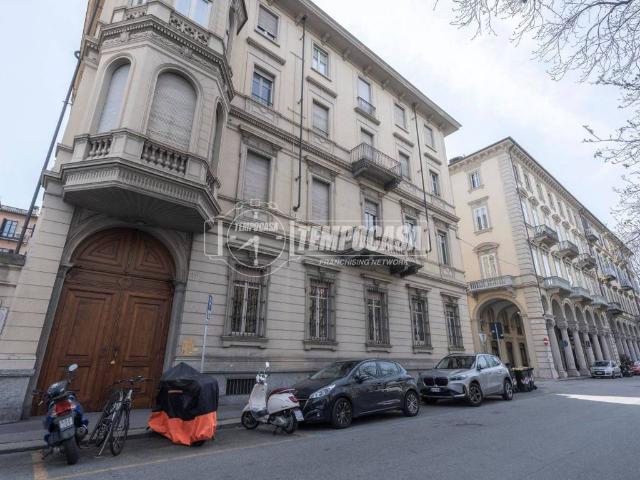 Appartamento in vendita a Torino TO