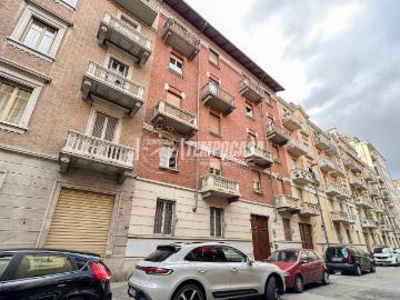 Appartamento in vendita a Torino TO