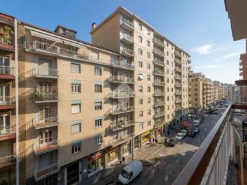 Appartamento in vendita a Torino TO