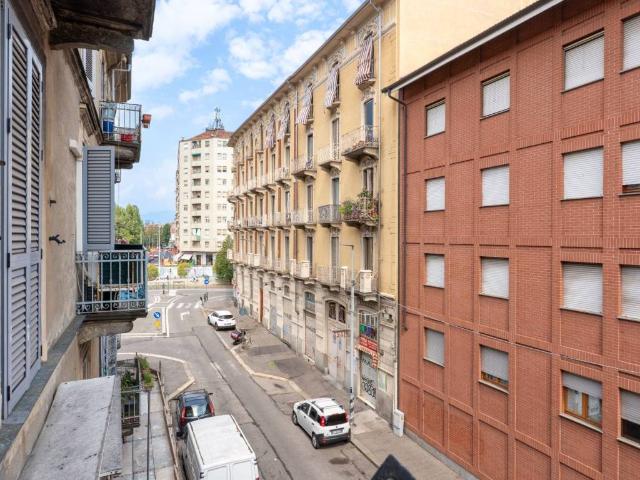 Appartamento in vendita a Torino TO