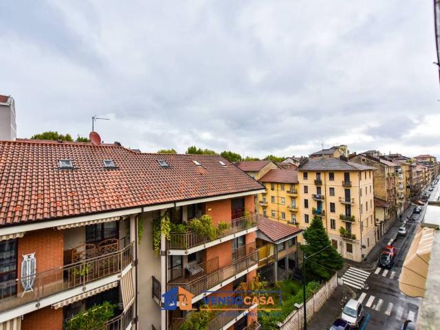 Appartamento in vendita a Torino TO
