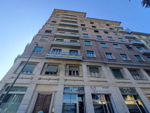 Appartamento in vendita a Torino TO