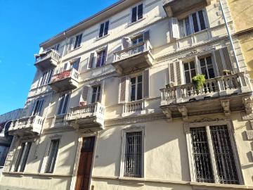 Appartamento in vendita a Torino TO