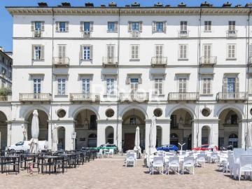 Appartamento in vendita a Torino TO